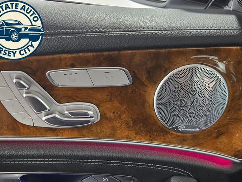 Used 2018 Mercedes-Benz E 300 4MATIC w/ Premium 3 Package (Q03) image 24