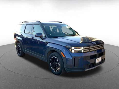 Used 2025 Hyundai Santa Fe SEL image 1