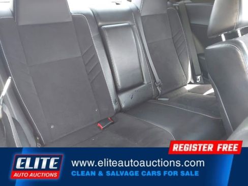 Used 2016 Dodge Challenger SRT Hellcat image 16