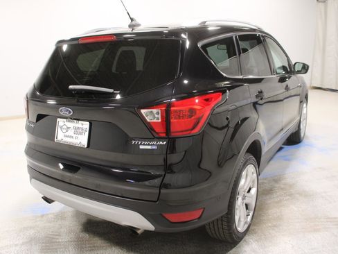 Used 2019 Ford Escape Titanium image 8