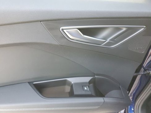 Certified 2023 Audi Q4 e-tron Prestige AWD/4WD image 18