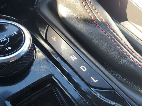 Used 2023 Chevrolet Colorado Z71 w/ Z71 Convenience Package 2 image 24