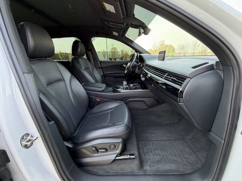 Used 2019 Audi Q7 3.0T Premium Plus w/ Premium Plus Package image 18