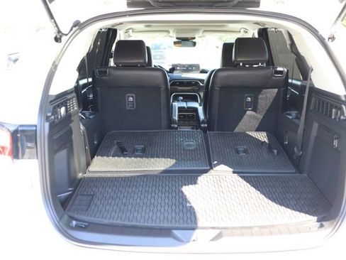 Used 2024 MAZDA CX-90 3.3 Turbo w/ Preferred Package AWD/4WD image 10