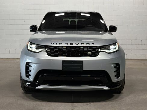 Used 2023 Land Rover Discovery HSE R-Dynamic AWD/4WD image 9
