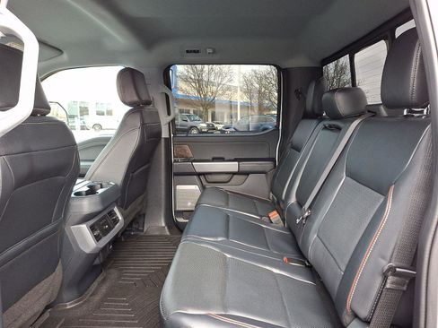 Used 2024 Ford F250 Lariat w/ Chrome Package image 10