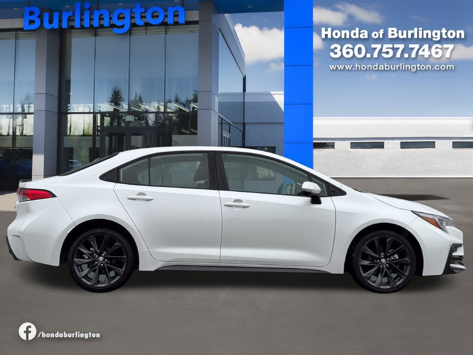 Used 2024 Toyota Corolla SE w/ SE Premium Package FWD image 7