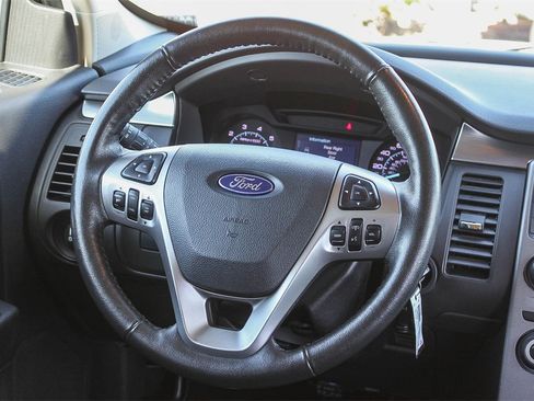 Used 2019 Ford Flex SE image 19