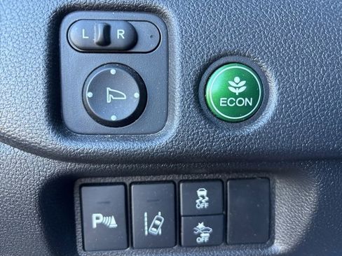 Certified 2018 Honda Pilot Elite image 30