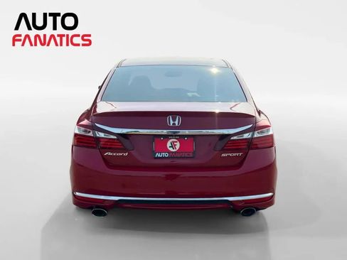 Used 2017 Honda Accord Sport image 4
