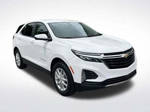 Used 2024 Chevrolet Equinox LT w/ LPO, Floor Liner Package AWD/4WD image 8
