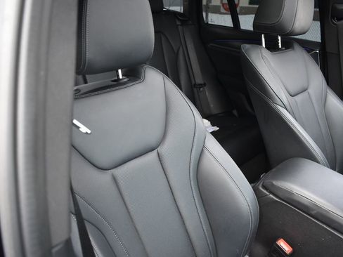 Used 2023 BMW X4 xDrive30i w/ Parking Assistance Package image 24