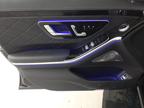 Used 2023 Mercedes-Benz S 580 4MATIC Sedan image 12