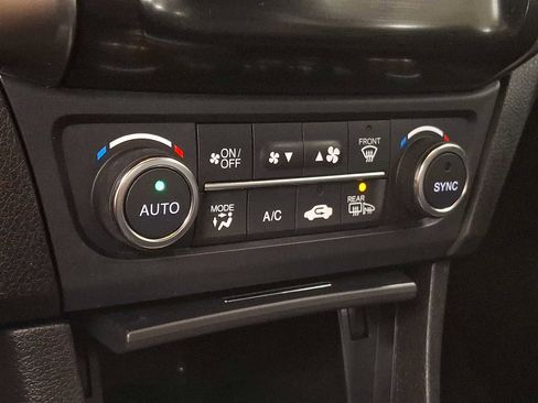 Used 2021 Acura ILX FWD image 13