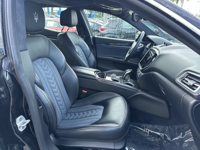 Used 2021 Maserati Ghibli S GranLusso RWD image 29