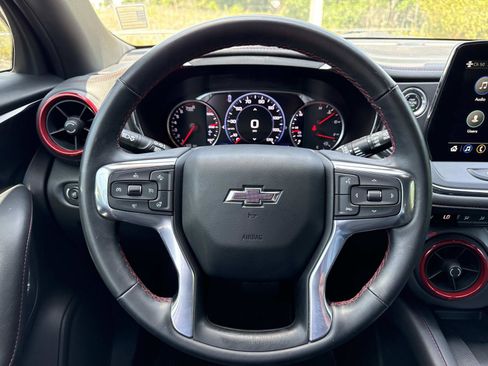 Used 2024 Chevrolet Blazer RS FWD image 14