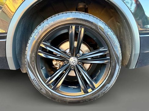 Used 2019 Volkswagen Tiguan SEL Premium R-Line image 29