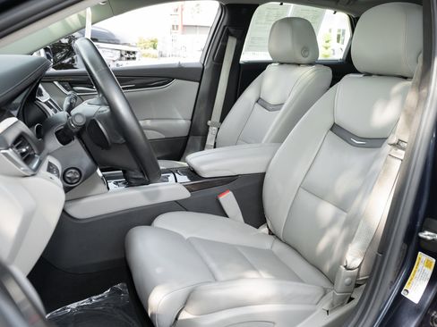 Used 2017 Cadillac XTS Premium Luxury image 18