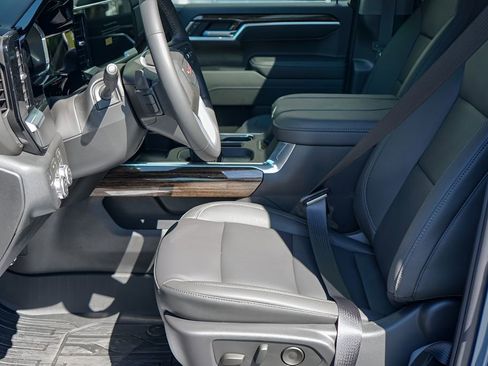 New 2026 GMC Sierra 1500 Elevation w/ Elevation Premium Package AWD/4WD image 10