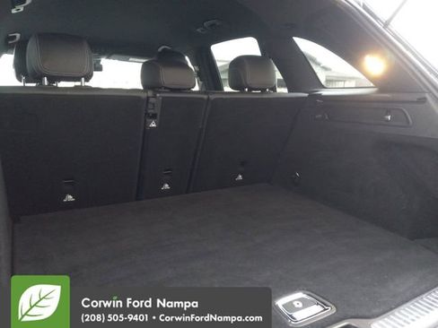 Used 2022 Mercedes-Benz GLC 300 4MATIC image 29