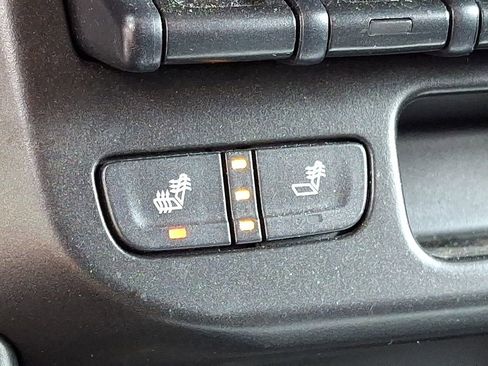 Used 2022 Chevrolet Colorado ZR2 AWD/4WD image 17