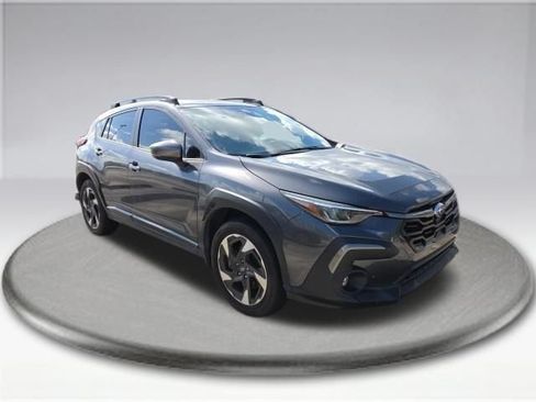 Used 2024 Subaru Crosstrek 2.5i Limited AWD/4WD image 3