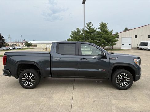 Used 2021 GMC Sierra 1500 AT4 w/ AT4 Value Package AWD/4WD image 24