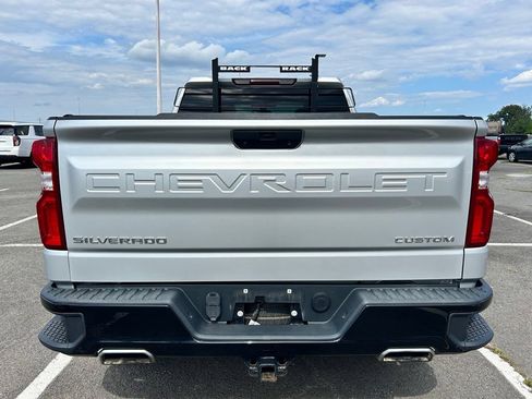 Used 2019 Chevrolet Silverado 1500 Custom Trail Boss w/ Custom Convenience Package AWD/4WD image 8