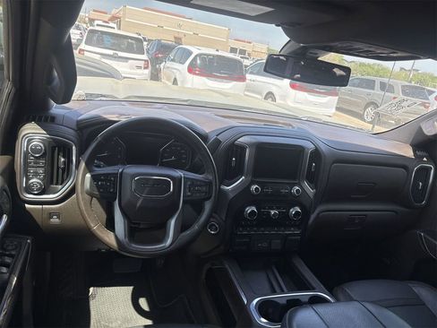 Used 2023 GMC Sierra 3500 Denali image 7