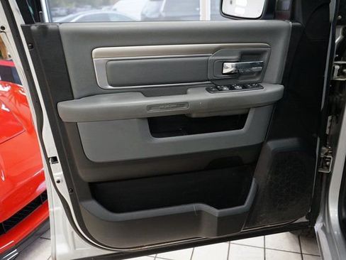 Used 2013 RAM 1500 Classic SLT w/ Premium Display Pkg image 19