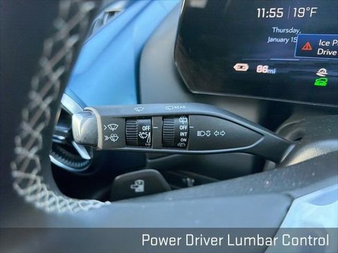 Used 2025 Chevrolet Equinox EV LT w/ Convenience Package image 35