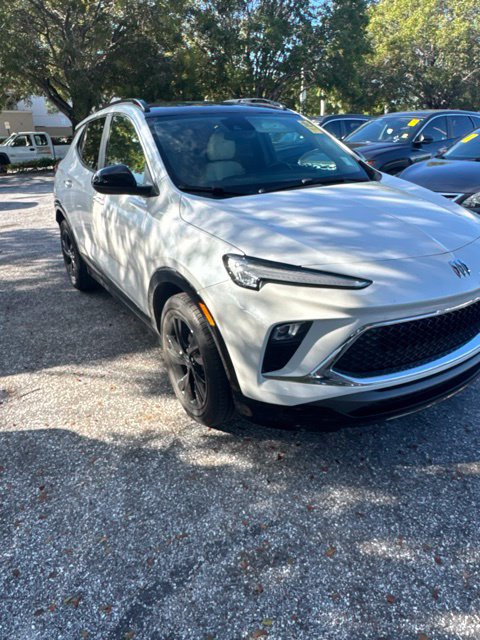 Used 2024 Buick Encore GX Sport Touring w/ Comfort Package FWD image 2
