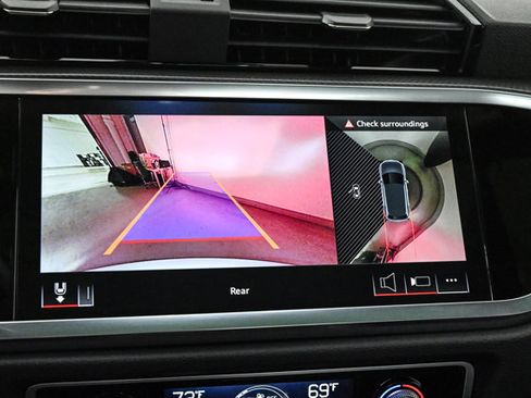 Certified 2025 Audi Q3 2.0T Premium Plus w/ Premium Plus Package image 14