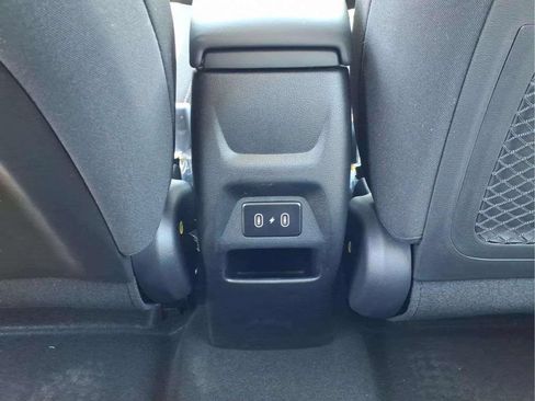 New 2026 Hyundai Venue SEL FWD image 11
