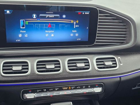 Used 2025 Mercedes-Benz GLE 450e 4MATIC image 15