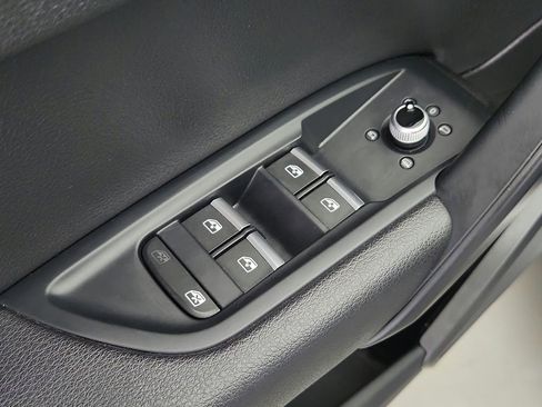 Used 2018 Audi Q5 2.0T Premium Plus image 31