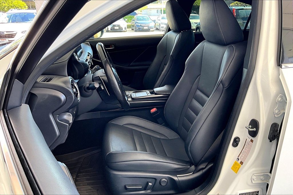 Used 2021 Lexus IS 350 F Sport w/ Navigation Package RWD image 21