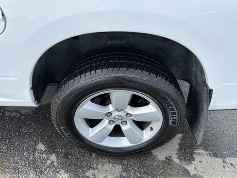 Used 2016 RAM 1500 Classic SLT image 4