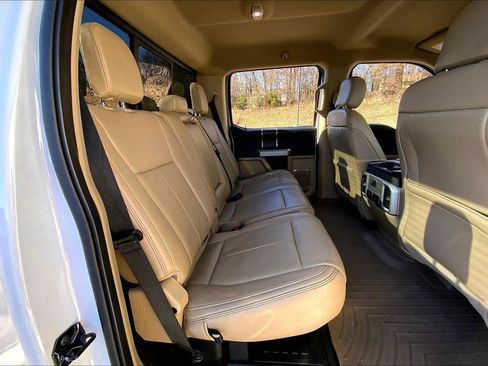 Used 2020 Ford F250 Lariat w/ Lariat Ultimate Package image 21