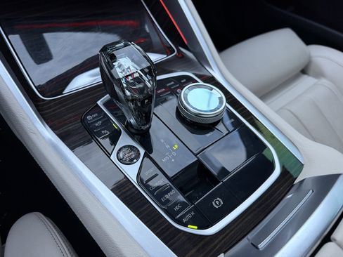 Used 2022 BMW X6 xDrive40i image 32