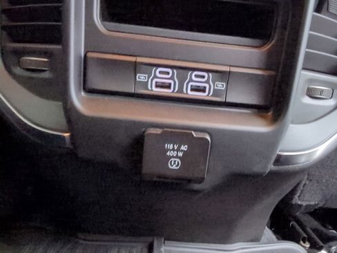 Used 2025 RAM 2500 Big Horn AWD/4WD image 27