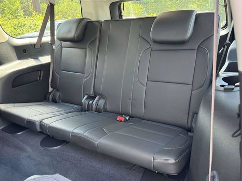 Used 2020 Chevrolet Suburban Premier w/ RST 6.2L Performance Edition AWD/4WD image 18