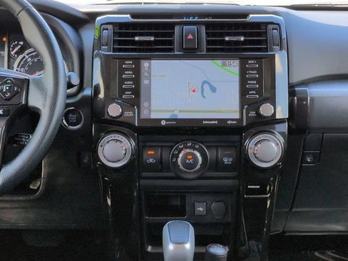 Certified 2024 Toyota 4Runner TRD Off-Road Premium w/ Moonroof Package AWD/4WD image 18