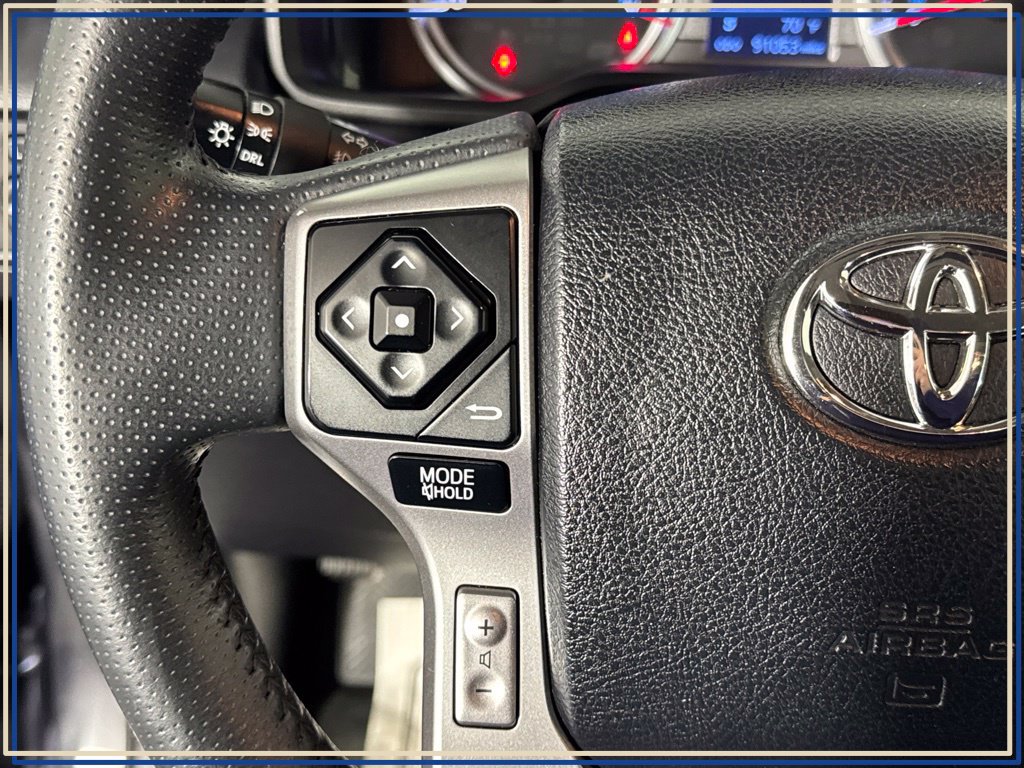 Used 2018 Toyota 4Runner SR5 Premium AWD/4WD image 18