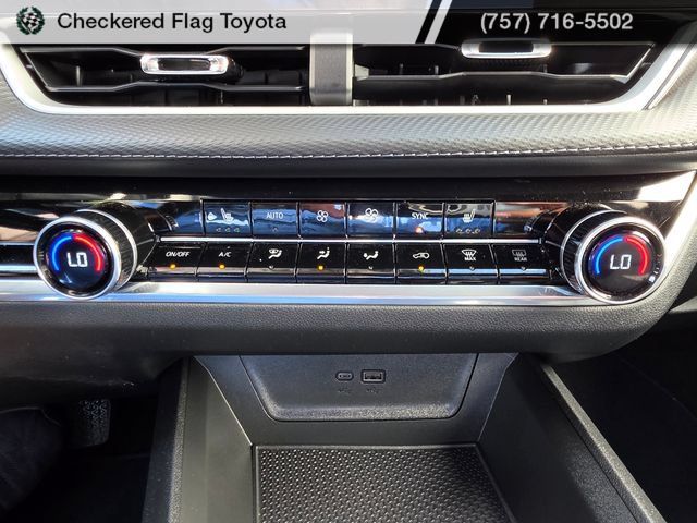 Used 2025 Chevrolet Equinox LT w/ Convenience Package II FWD image 23