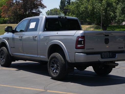 Used 2022 RAM 2500 Limited AWD/4WD image 3