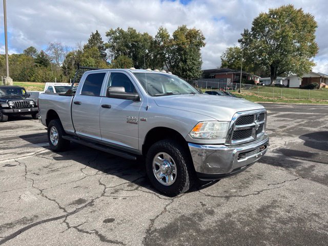 Used 2015 RAM 2500 Tradesman w/ Chrome Appearance Group AWD/4WD image 2