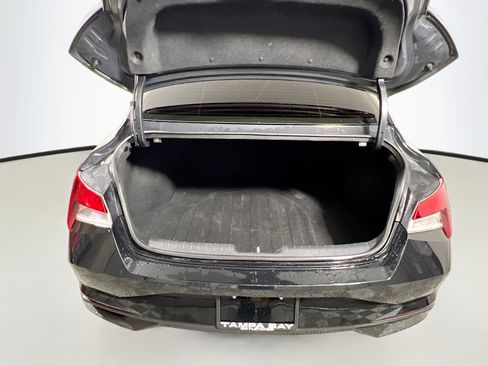 Used 2021 Hyundai Elantra SEL FWD image 33