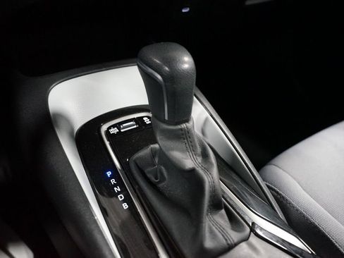 Certified 2025 Toyota Corolla SE image 22