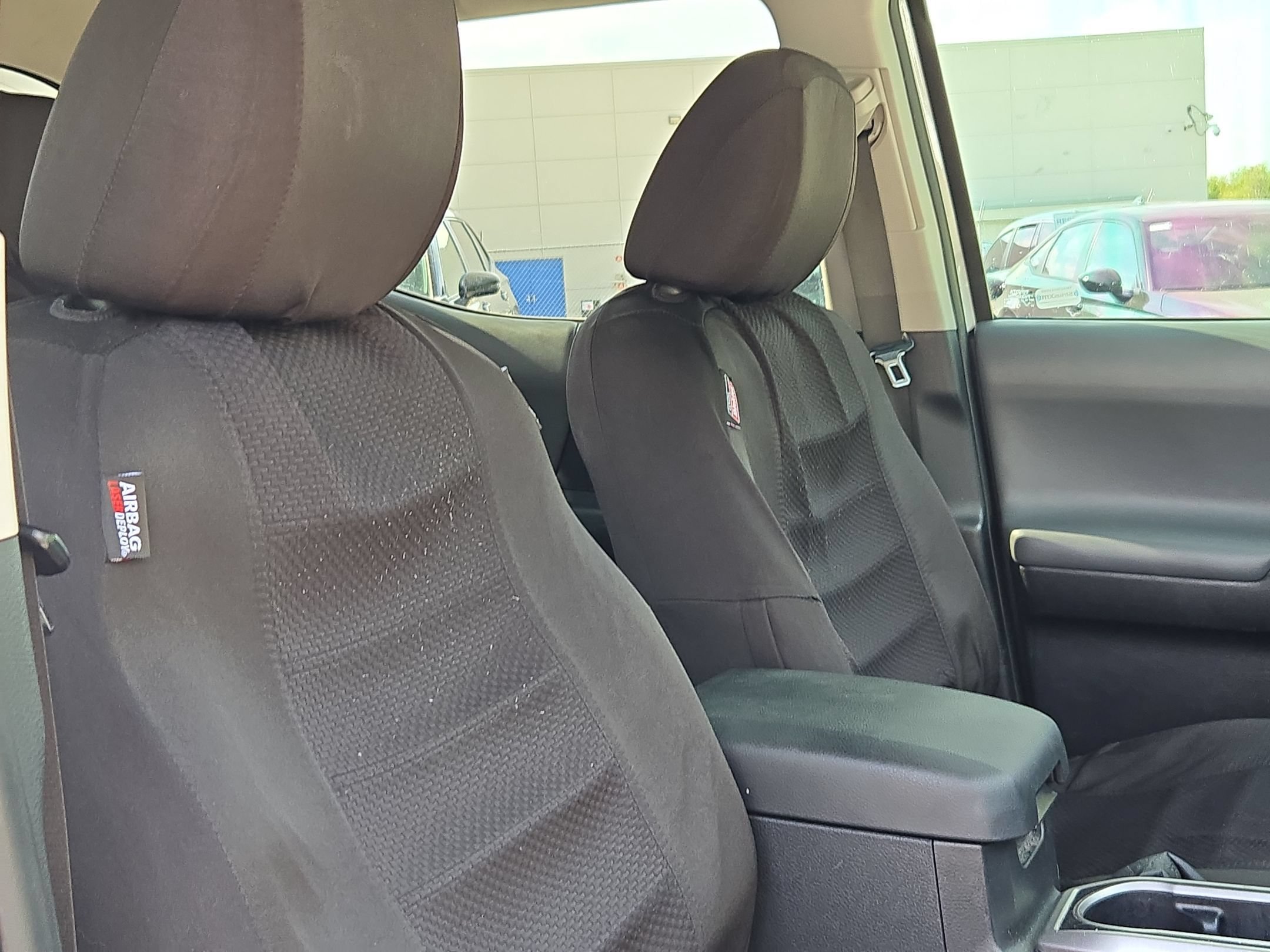 Used 2021 Toyota Tacoma SR5 RWD image 29